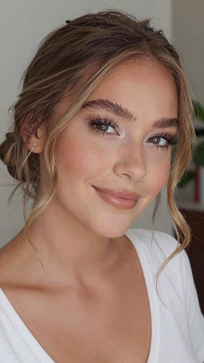 Setting Powder Tips for Long Lasting Brown Eye Makeup