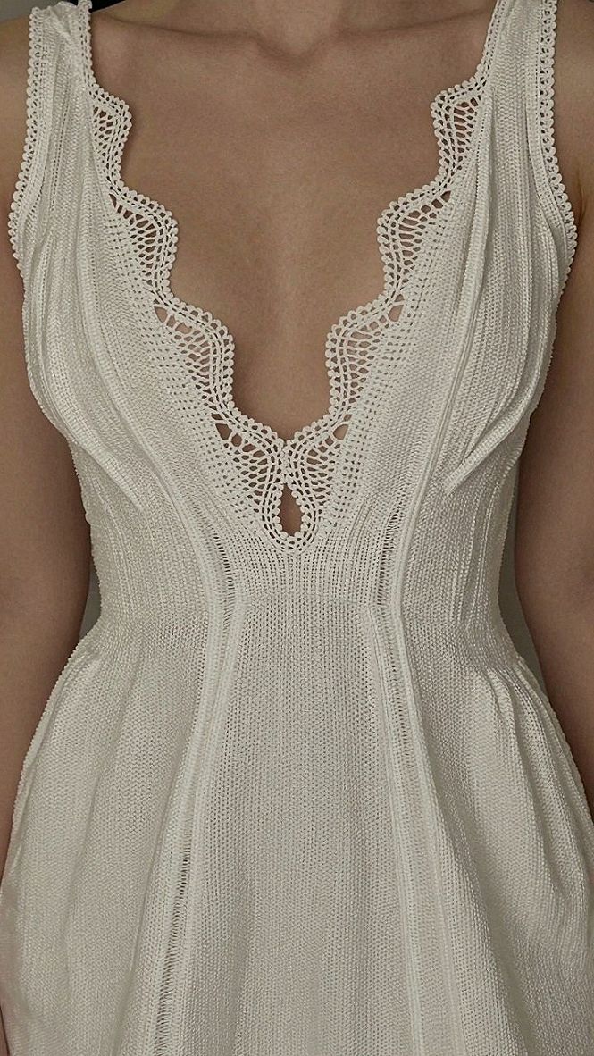 Managing Fit and Fabric Care for Textured Knit Wedding Gowns