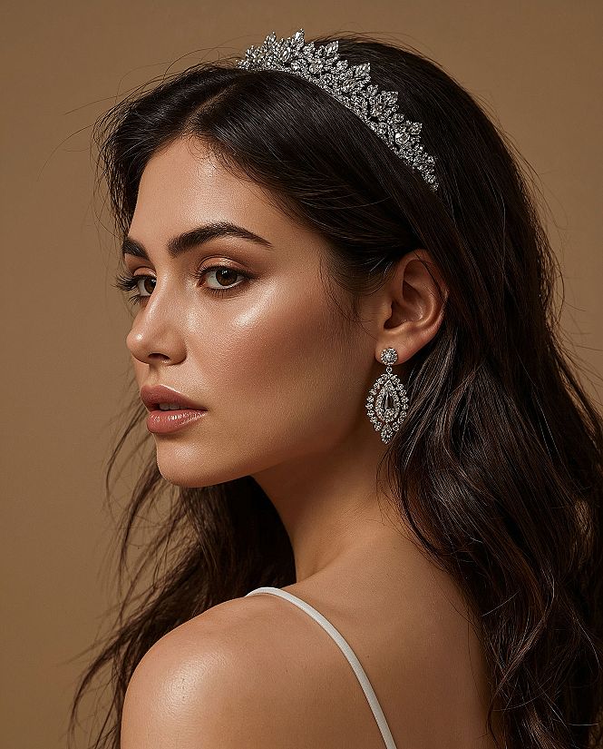Regal Bridal Elegance: Tiara Styles & Glam Makeup