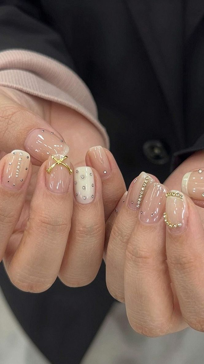 Adding Sparkle with Rhinestone Gel Nails for Summer