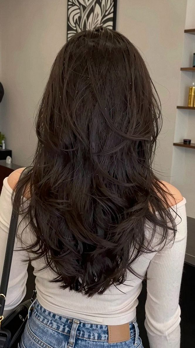 Textured Feathered Layers for Long Blowout Hair