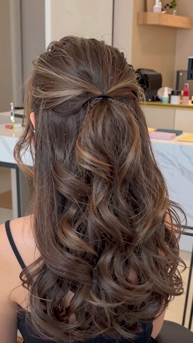 Textured Half Up Ponytail With Wavy Ends
