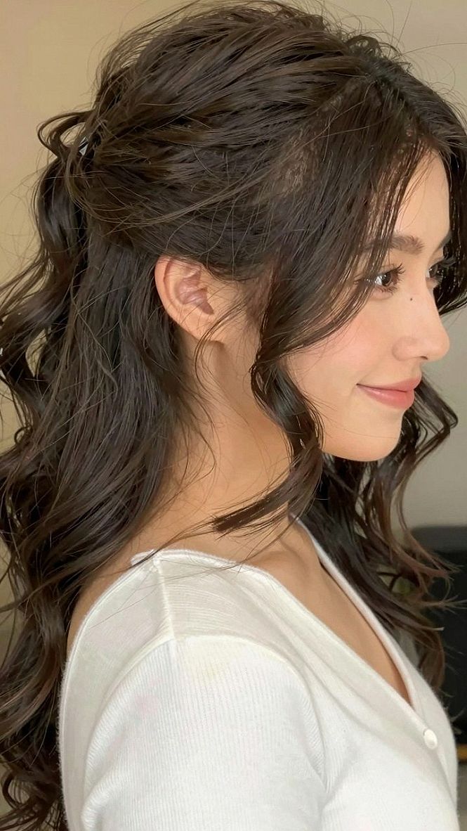 Loose Curly Down Hairstyles For Your Wedding Day