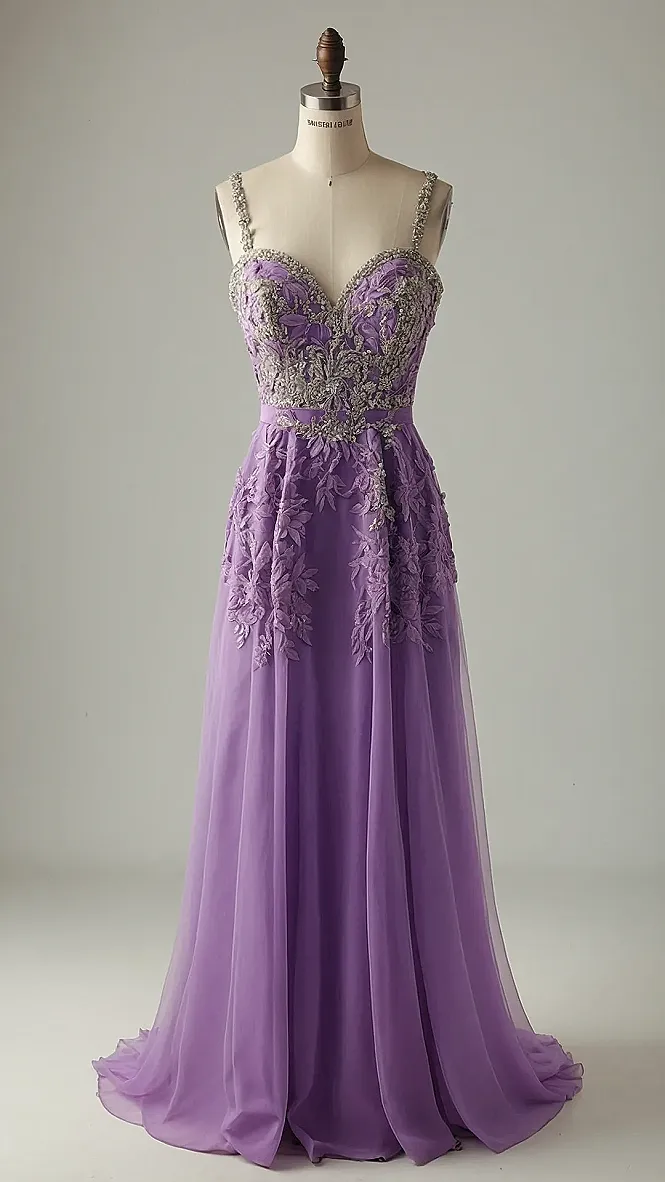 Sparkle & Stun: Prom 2025