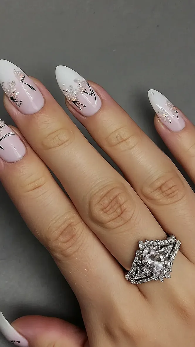 Here's a catchy title and two engaging paragraphs for a grade 9 audience, based on the image and keyword 