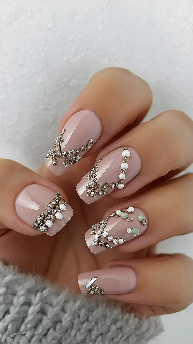 Here's a catchy title and two paragraphs based on your request: