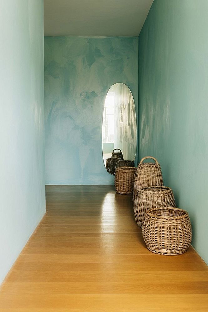 Serene Coastal Hallway Ideas for Apartment Decor