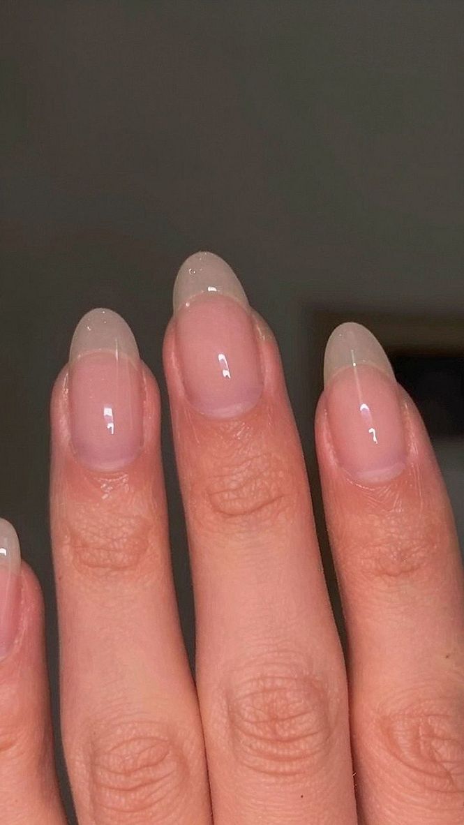 Choosing Between Milky White and Translucent Gel Bases