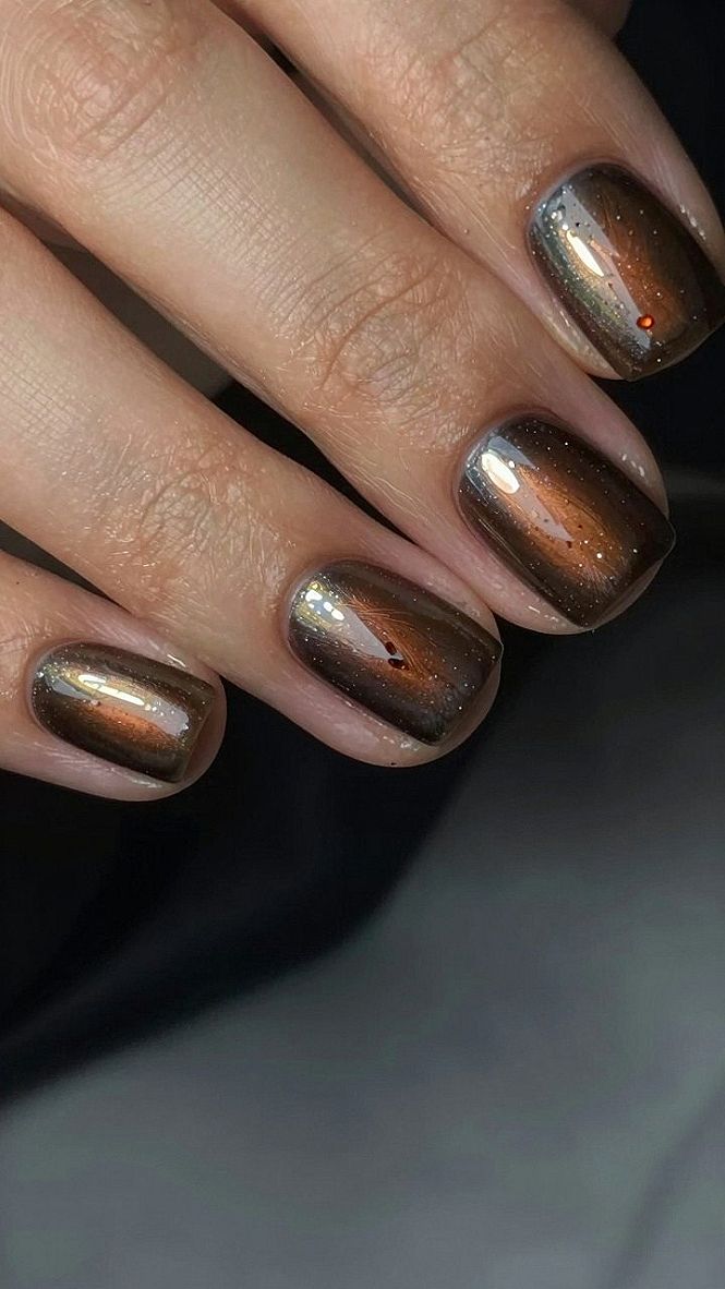 Choosing Magnetic Cat Eye Gel Polish for Autumn Nails