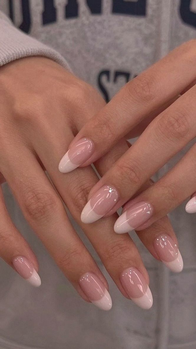 Choosing Between Traditional French and Soft Ombre Tips