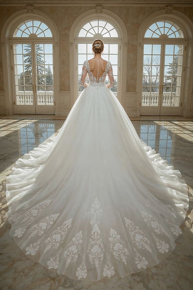 Grand Ballgown Wedding Dress: Elegant Illusion Sleeves & Lace