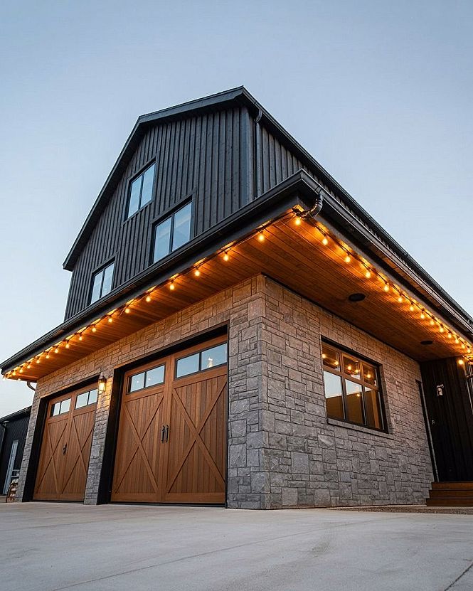 Modern Barndominium Design: Sleek Facades & Exterior Walls
