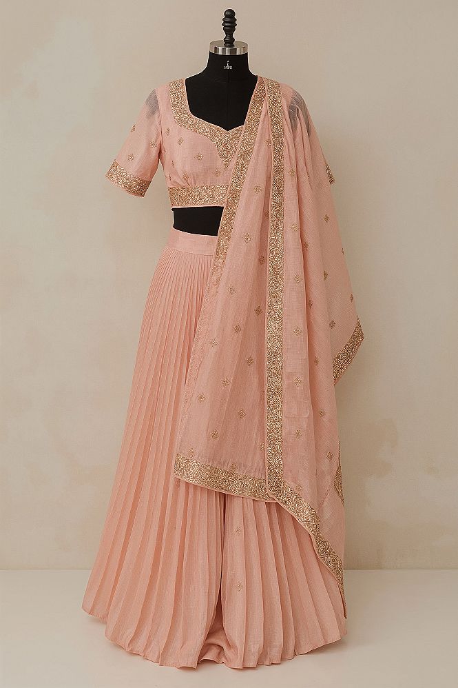 Elegant Peach Half Saree: Your Dream Indian Wedding Outfit