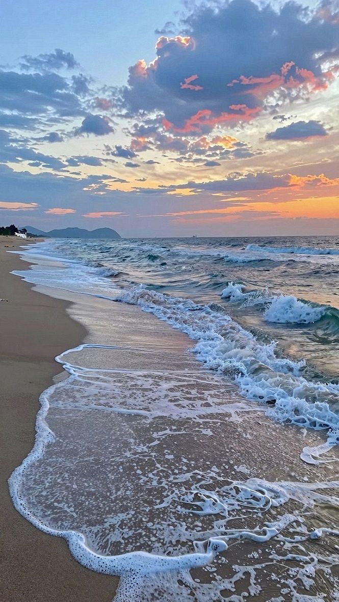 Bringing Anime Coastal Horizons Into Your Daily Space