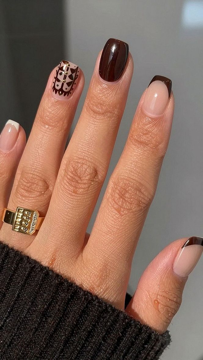 Choosing Between Solid Brown and French Tips With Accent Nails
