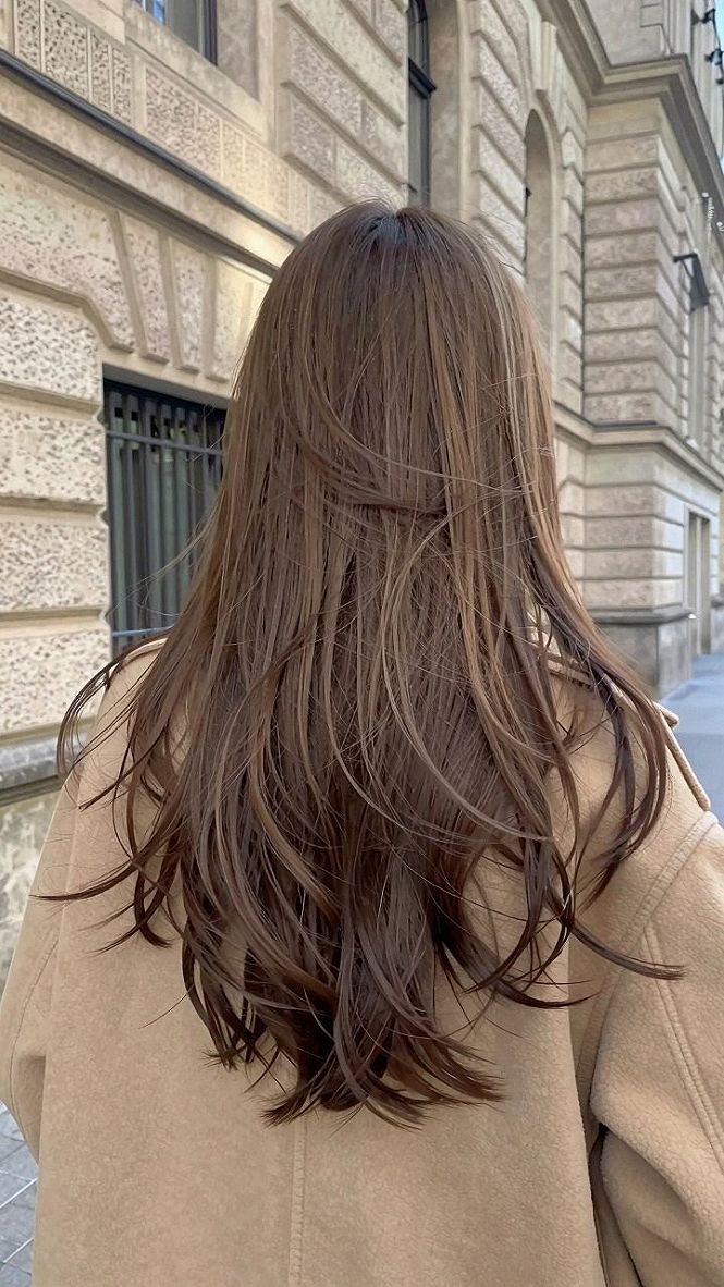 Choosing the Right Length for Mocha Balayage Hair