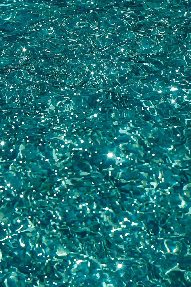 Turquoise Water Shimmer 4K: Mesmerizing Ocean Wallpaper Aesthetic