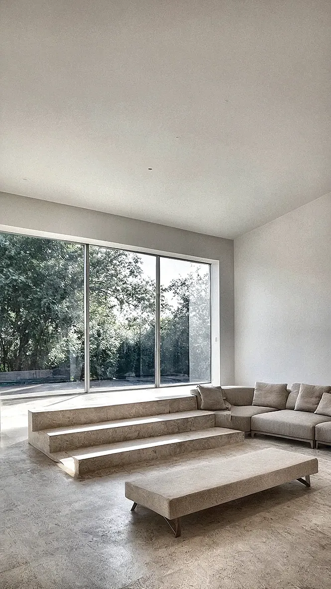 Minimalist Magic: Less Is Luxe