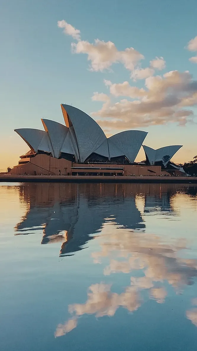 Opera House Glow