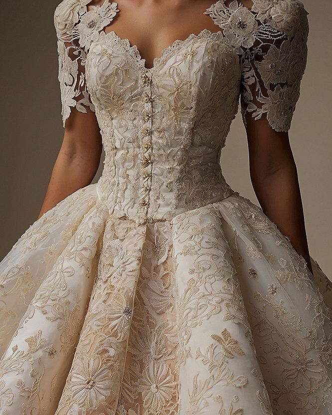 Why a Structured Bodice and Sweetheart Cut Work So Well