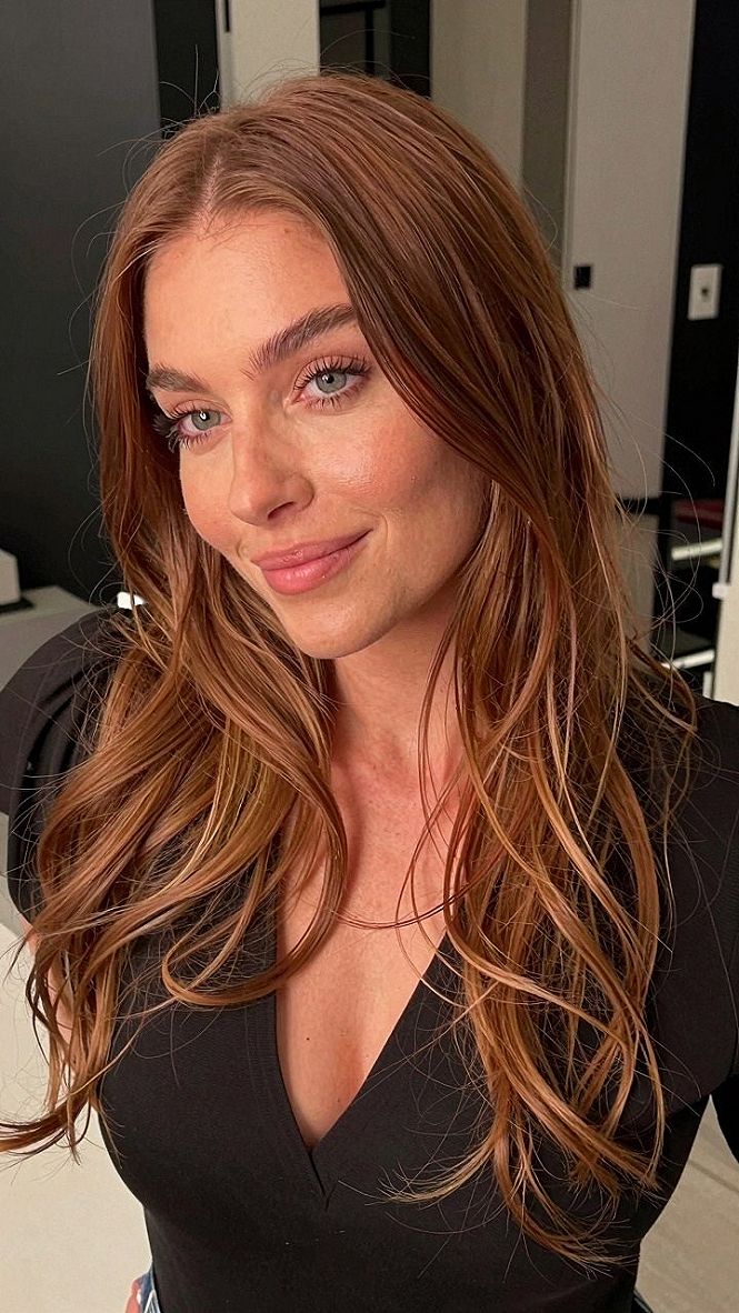 Why Layered Lobs and Caramel Tones Work So Well