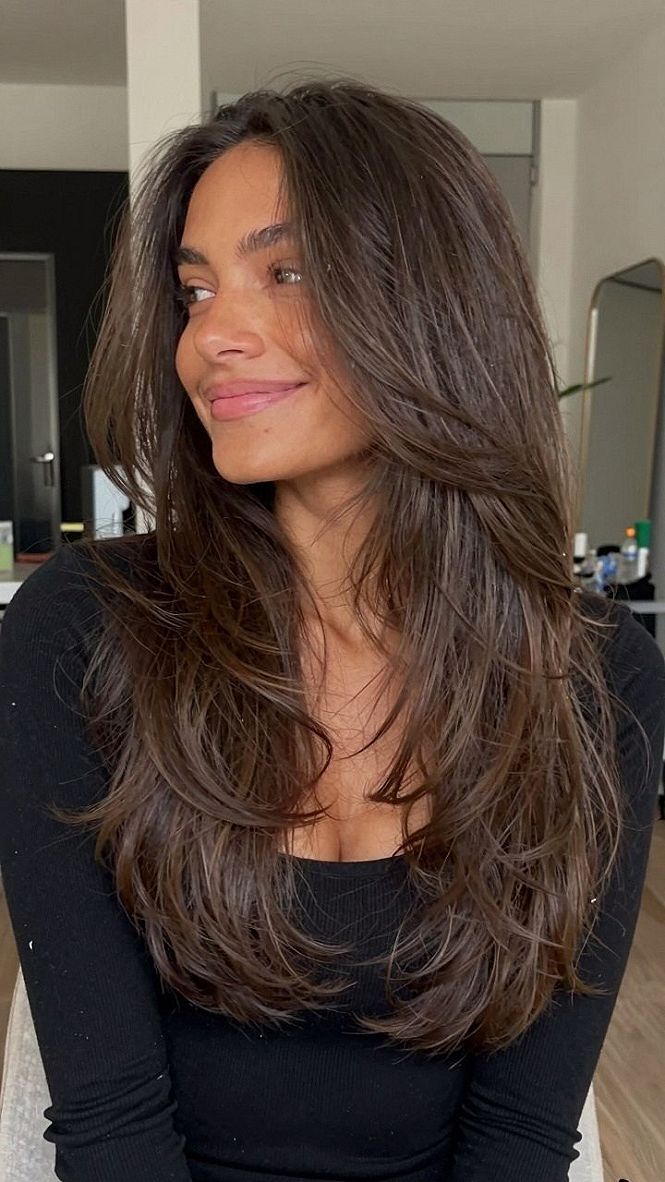 Choosing the Right Cinnamon Brown Shade for Your Skin Tone