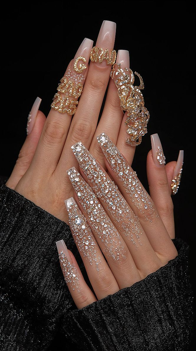 Bold Graduation Acrylic Nails: 2026 Trends in Gold Letters & Bling