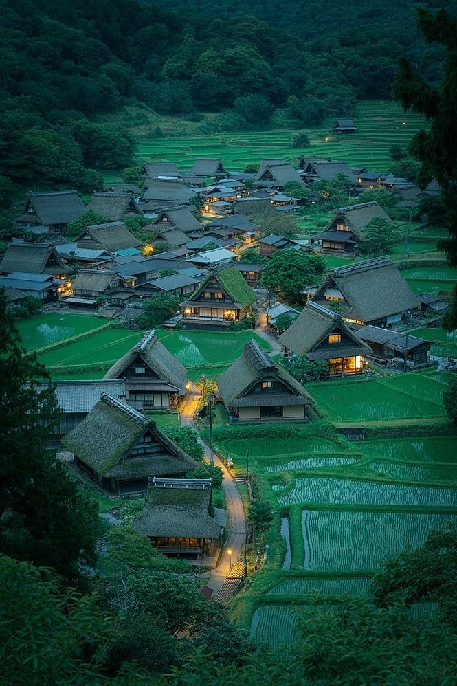 Cozy Japanese Village: Aesthetic Landscape Night Wallpaper