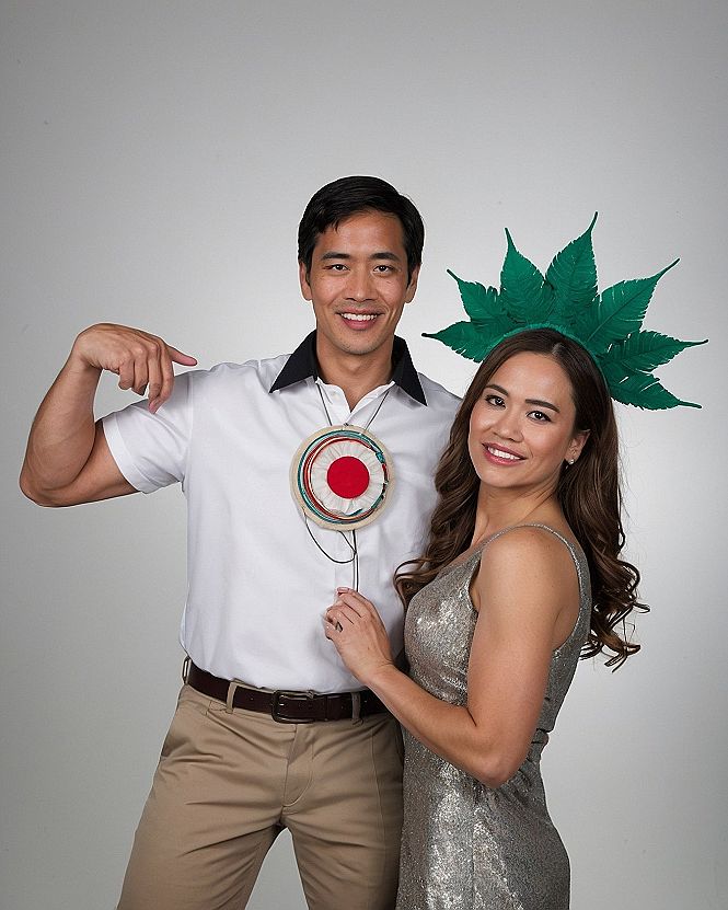 Fun Target And Foliage Couple Costume Ideas