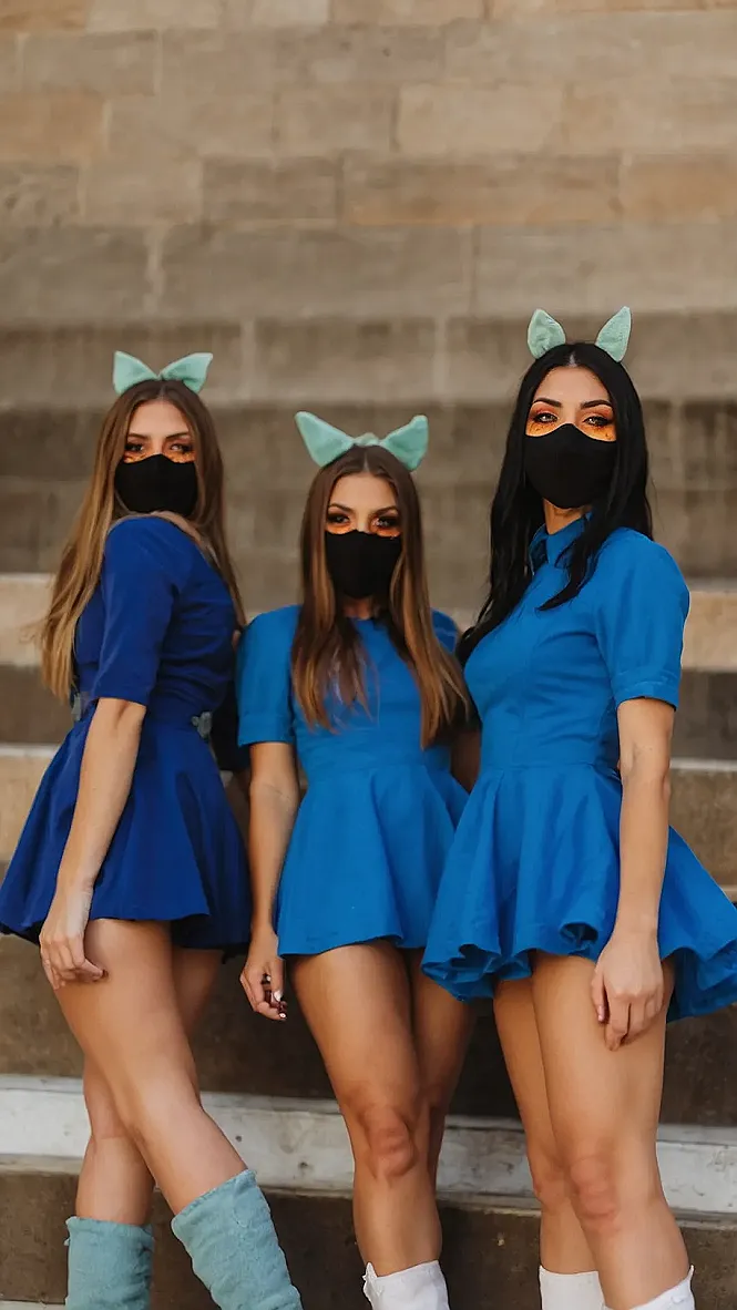 Queen of the Last-Minute Masquerade