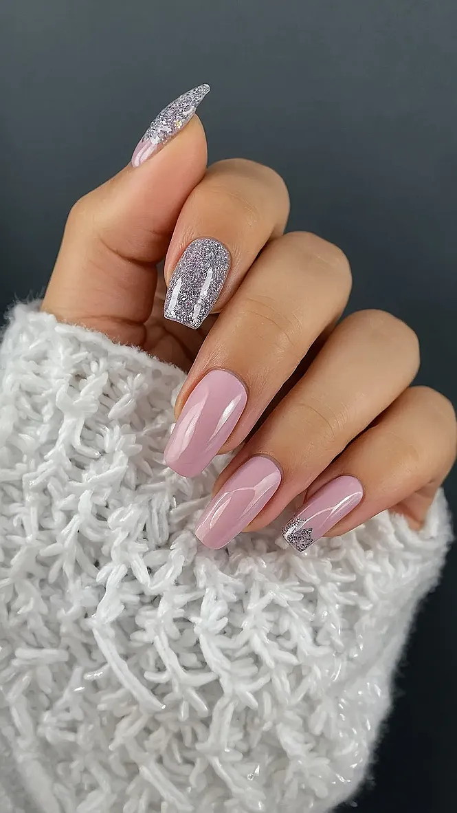 Winter Kiss Nails