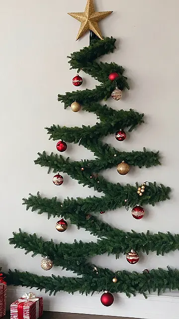 Festive DIY: Effortless Christmas Trees