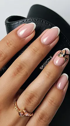 Nail Art Nouveau