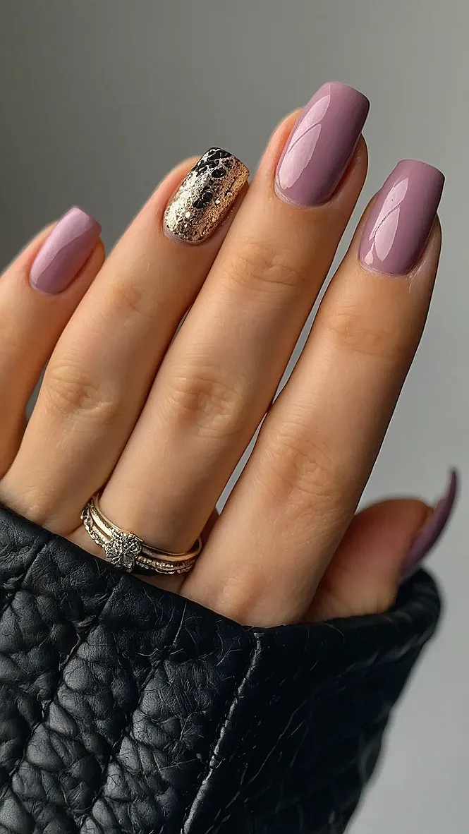 Red & White Chic Nail Art - It's a Love-Hate Thing!