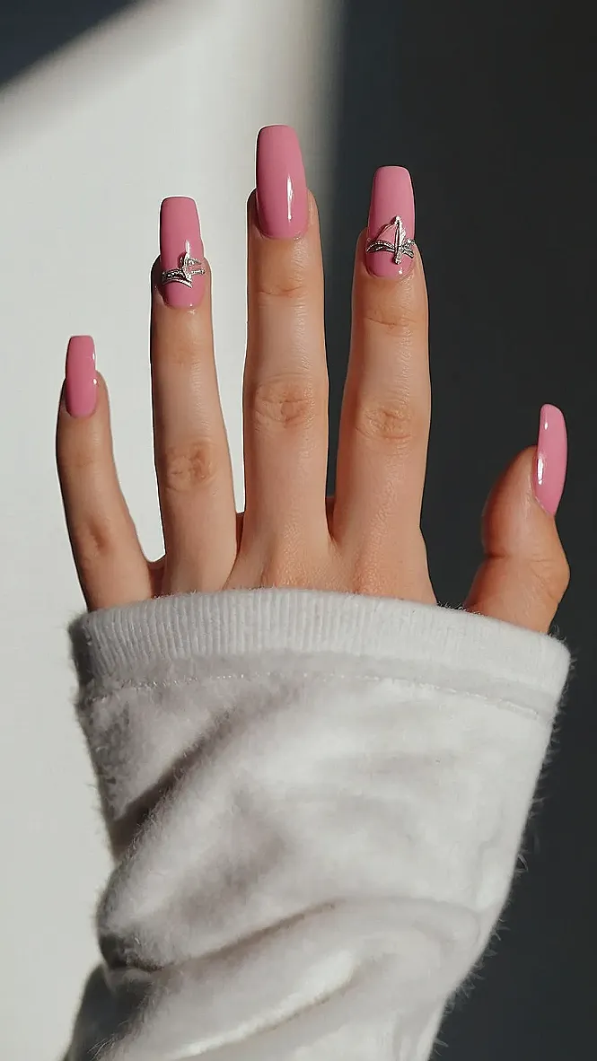 Fall in Love with Pink Nails!