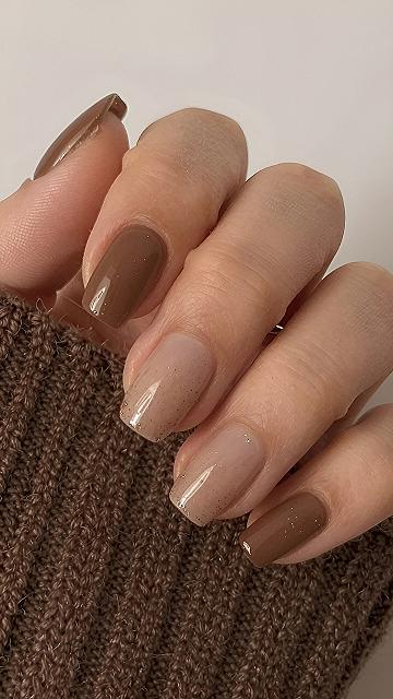 Simple Two Tone Brown And Beige Nails With Subtle Sparkle