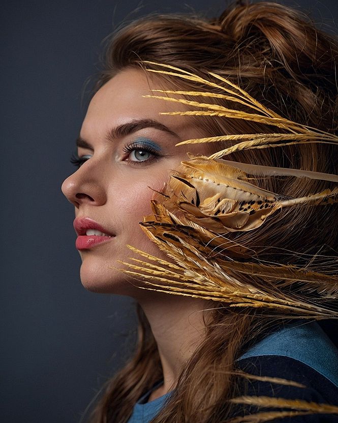 Why wheat stalks and feathered textures create striking floral portraits