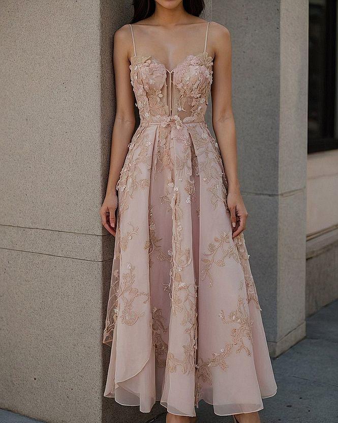 Choosing Floral Applique Gowns For Special Occasions