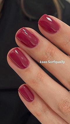 Berry Red Polka Dot Accent Nails for Cozy Evenings