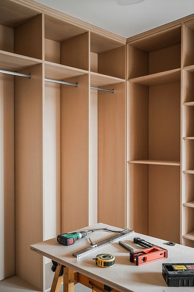 Custom Closet Ideas: DIY Guide to Dream Walk-In Storage