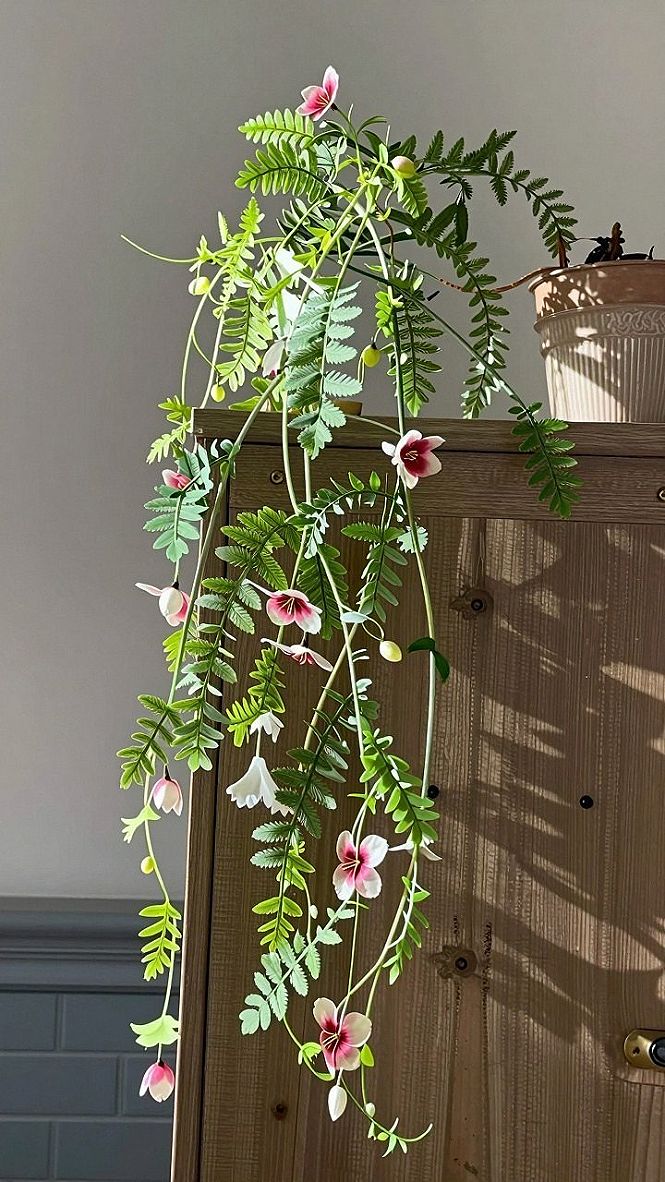Selecting the Right Glass Beads for Trailing Vines