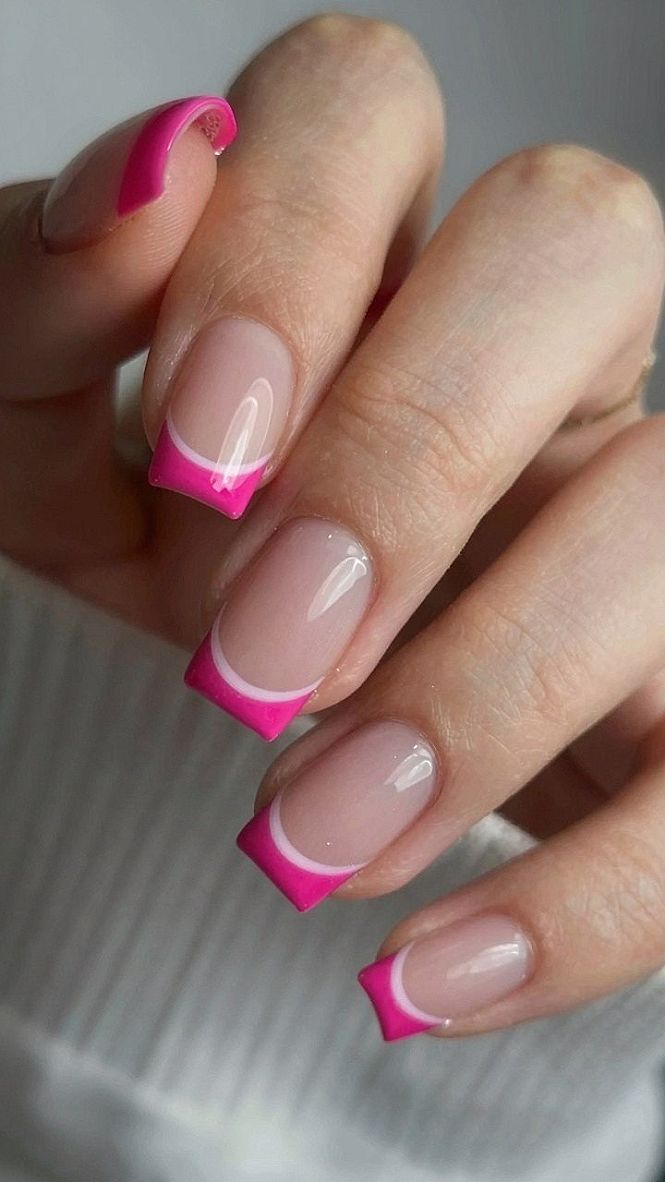 Maintaining Crisp Lines on Square Tip Geometric Nails