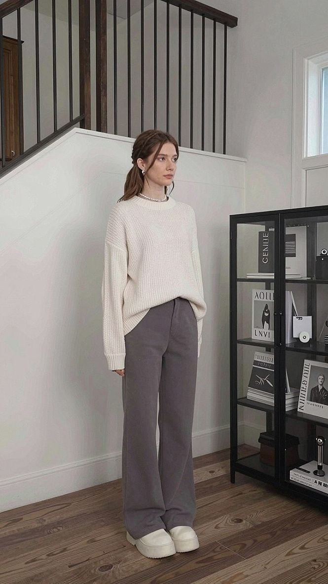 Keeping Knit Sweaters Fresh and Fluff-Free at Home