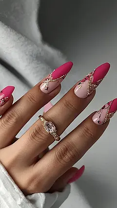 Holly Jolly Manicure