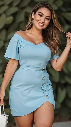 Stylish Plus Size Ensembles for Crisp Fall Days