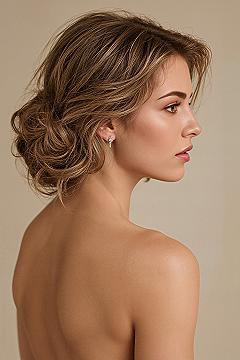 Exquisite Bridal Updo: Timeless Wedding Hair Inspiration for 2026