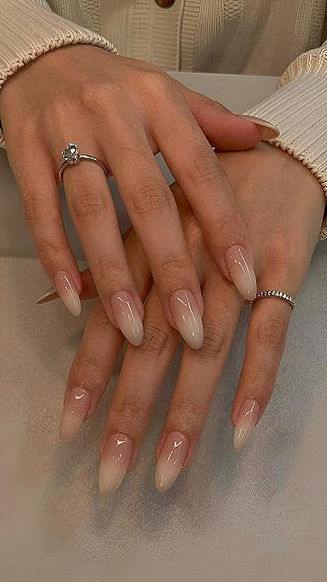 Soft Ombre Acrylic Nails for a Natural Look