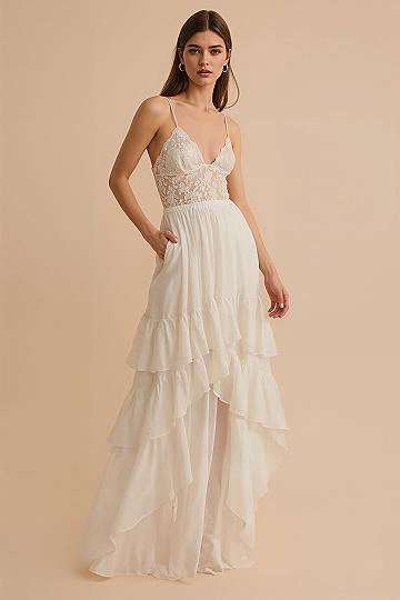 Dreamy Tiered Maxi Dress: Ethereal Elegance for Formal Bridal Affairs