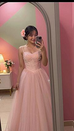 Styling a Pearl Pink Ballgown Style Maid of Honor Dress