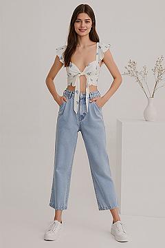 Cute Summer Looks: Floral Peplum Tops & Wide-Leg Jean Flair